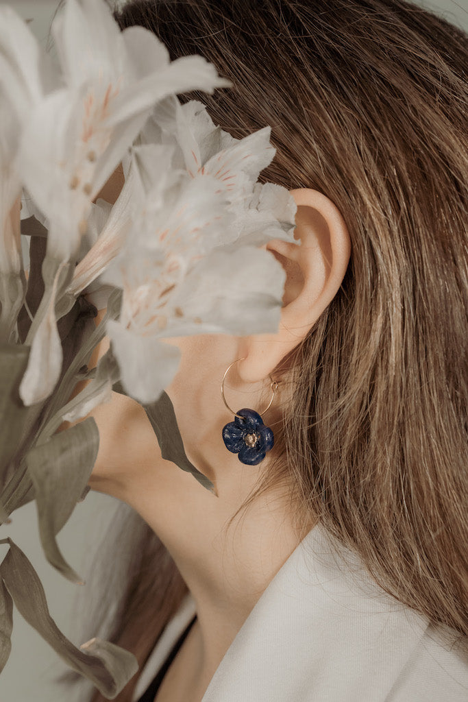 LA FLOR EARRINGS SOFT GREEN