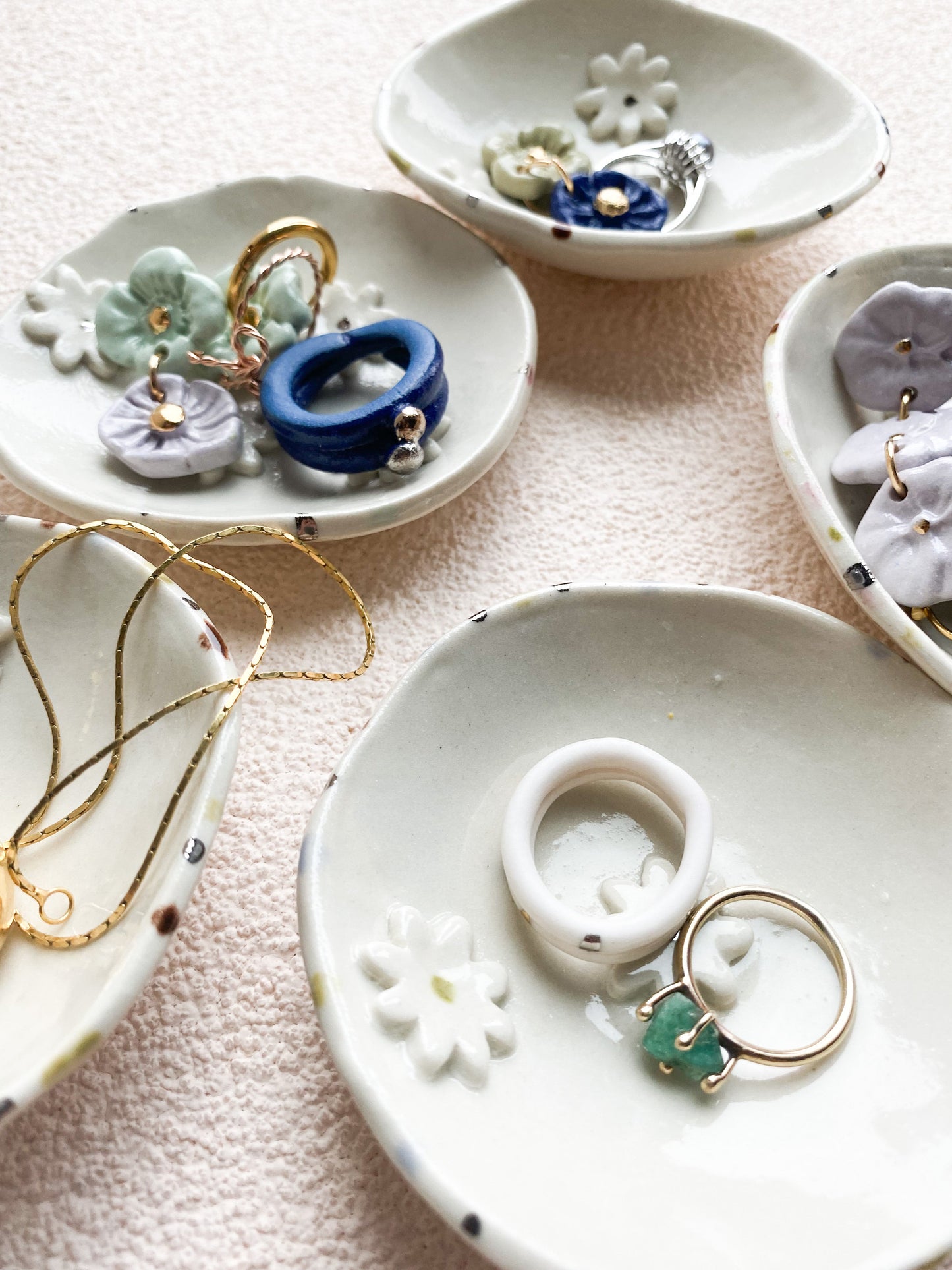 FLOWER RING DISH D