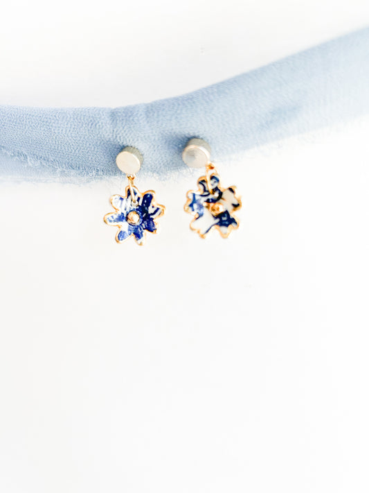 EVANGELINA EARRINGS