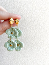 Load image into Gallery viewer, LA FLOR EARRINGS DUO
