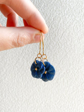 Load image into Gallery viewer, MADE TO ORDER LA FLOR EARRINGS HALF HOOP BLUE
