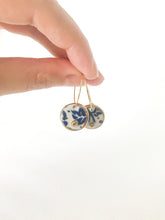Load image into Gallery viewer, PRINT I / CERAMIC EARRINGS
