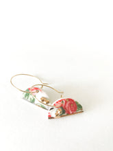Load image into Gallery viewer, PRINT O / CERAMIC EARRINGS
